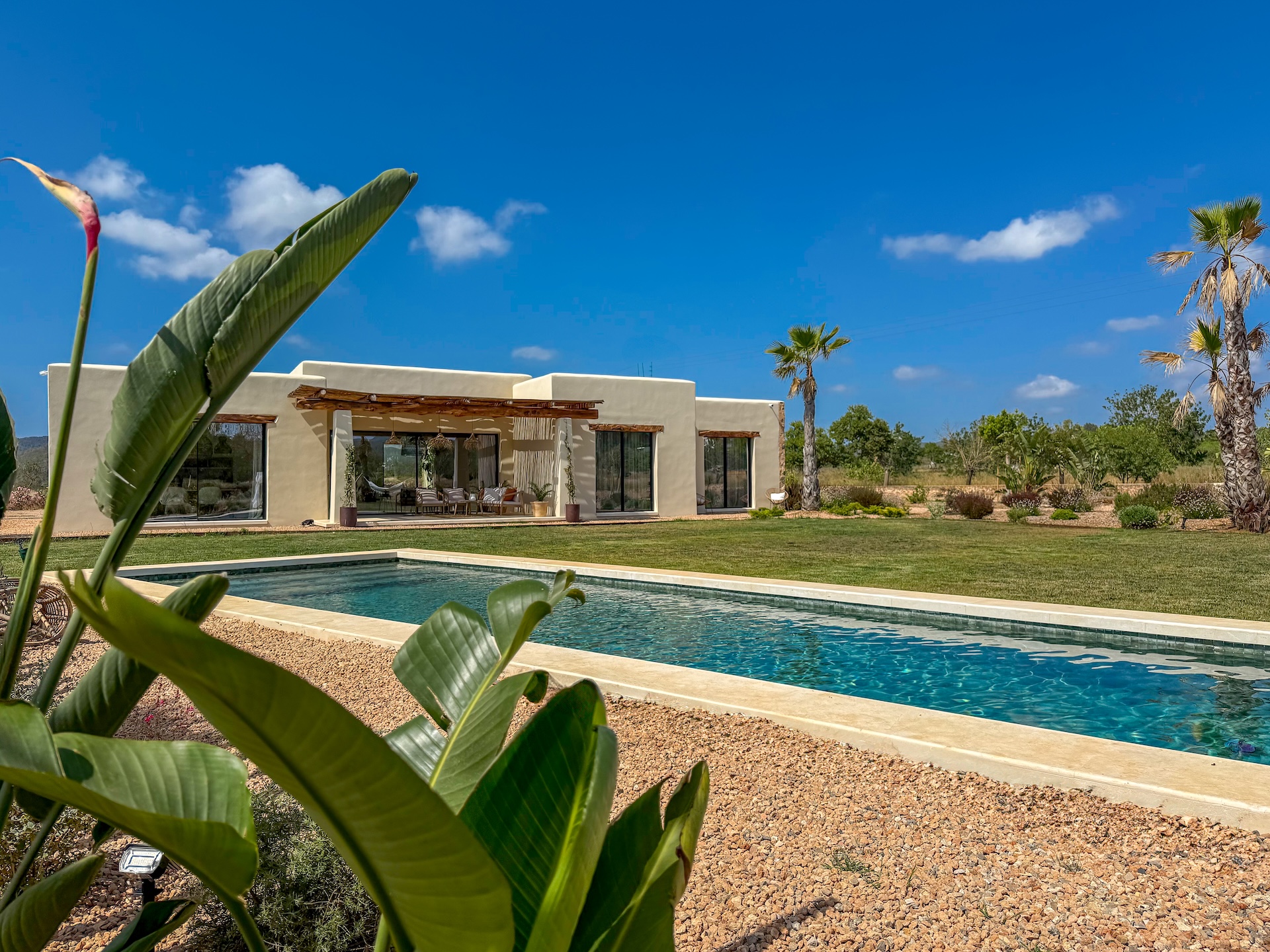 Resa estates Ibiza finca can Tumas for sale finca and pool.jpg